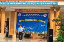 Giao lưu văn nghệ "Thắp sáng ước mơ" - Nghị lực phi thường và tình yêu thương lan tỏa