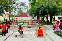 Chuyên đề “Tôi yêu Việt nam” với chủ đề “An toàn Giao thông cho nụ cười trẻ thơ” tại Trường Mầm non xã Nghĩa Thái  năm học 2024-2025.