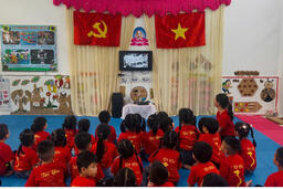 Liên hoan văn nghệ Kỷ niệm 50 năm ngày giải phóng Miền Nam thống nhất đất nước (30/4/1975 - 30/4/2025) của các bạn nhỏ lớp MG 5TA2 trường Mầm non xã Nghĩa Trung