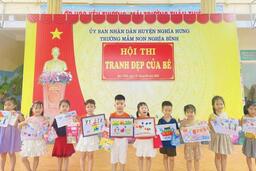 Trường Mầm non Nghĩa Bình, thị trấn Quỹ Nhất tưng bừng tổ chức Hội thi "Tranh đẹp của bé"